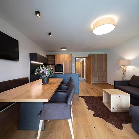 Apartament Lakeside Luxury Zell am See