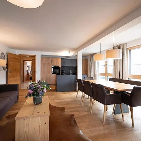 Lakeside Luxury Apartamento