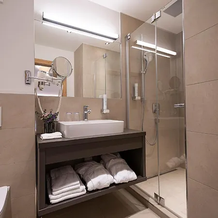 Lakeside Luxury Apartamento *